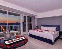 Lunamielera King Ocean View Krystal® Beach Acapulco Lunamielera King Ocean View Krystal® Beach Acapulco