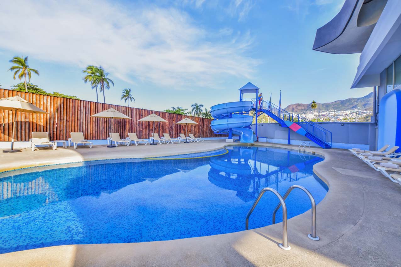 Krystal® Beach Acapulco Krystal® Beach Acapulco